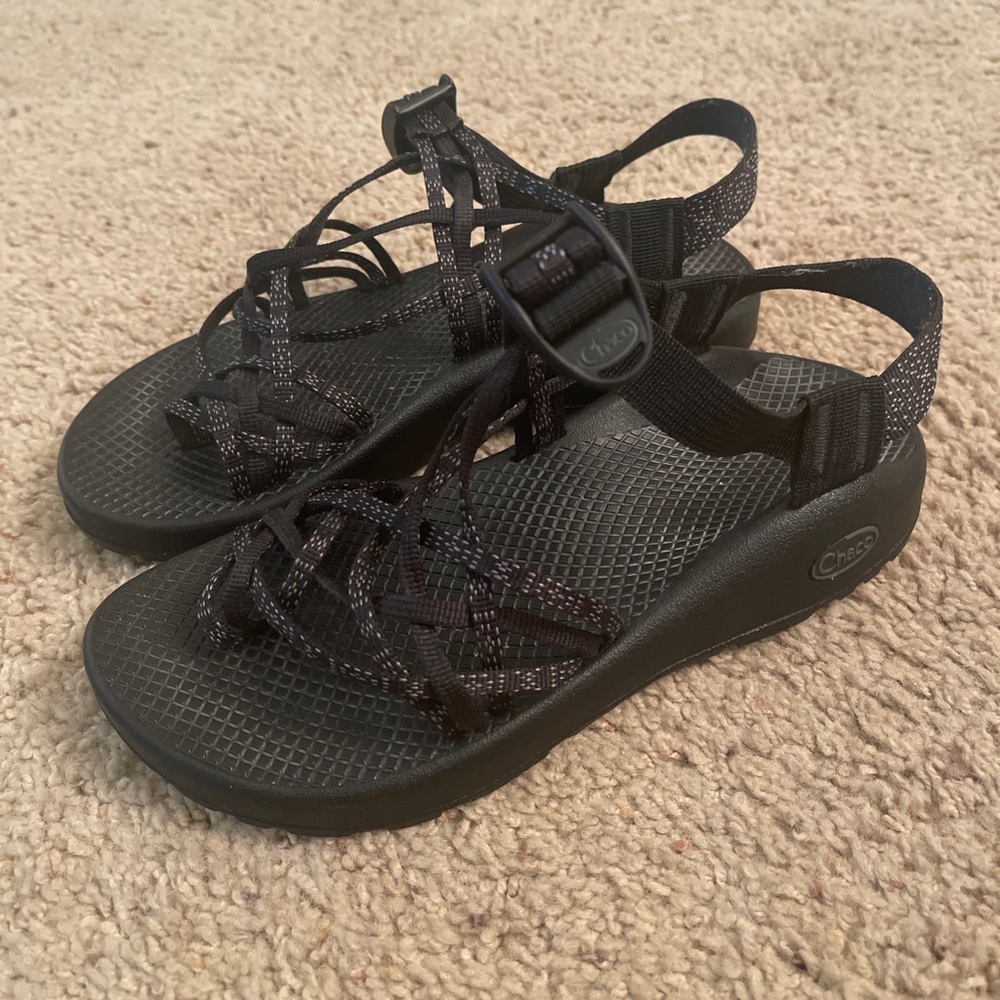 Chaco ZX3 Black/White Three Strap Classic Sandals
